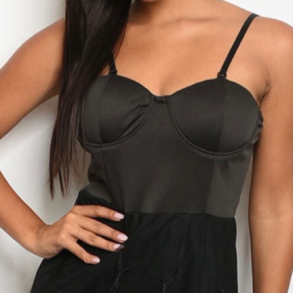 ❌DONATED❌Black Bustier With Lace Mesh Overlay Maxi Shorts Romper - Picture 3 of 17